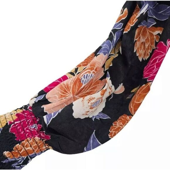 BOG BAND OF THE FREE - NWT - L Sz S “Camille “ Black Berry Crossover Crop Top - Picture 5 of 16